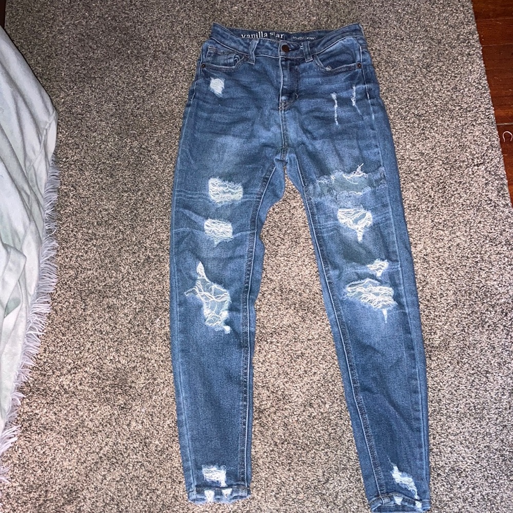I am selling light blue vanilla star jeans. they’ve been worn quite a bit